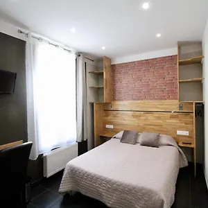 Des Pyrénées 3*, Parigi Francia